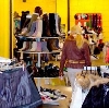Магазины одежды и обуви в Сузуне